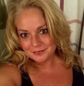 Meet your Posher, Priscilla